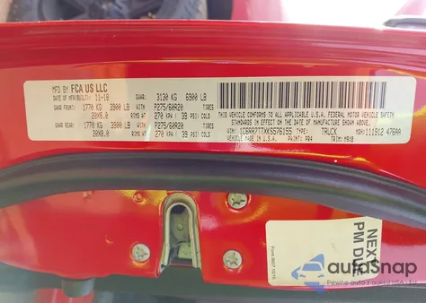 2019 Ram 1500 Classic Big Horn 4X4 6'4 Box z USA, uszkodzony, nr VIN 1C6RR7TTXKS576155